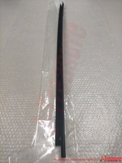 TOYOTA SUPRA JZA80 93-98 Genuine Front Door Glass Weatherstrip Inner RH & LH OEM