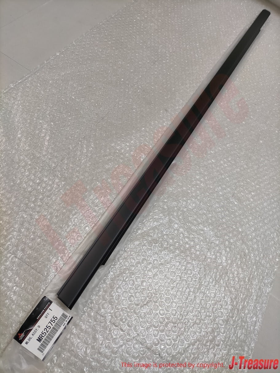 MITSUBISHI LANCER Evolution 7/8/9 Genuine Front Door Molding RH & LH Set OEM
