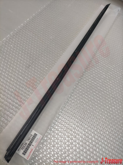 LEXUS CT200h ZWA10 11-17 Genuine Outside Windshield Moulding RH & LH Set OEM