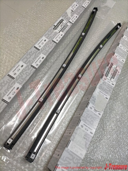 NISSAN 300ZX Z32 90-96 T-Top 2+2 Genuine Drip Molding T-Top Center RH & LH OEM