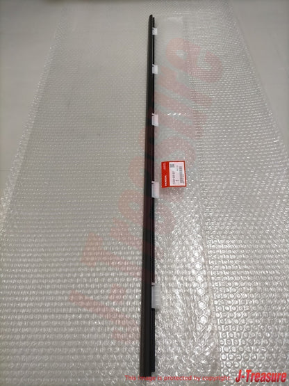 HONDA CIVIC TYPE-R EP3 02-05 Genuine Door Molding Assy Left 72450-S5S-E01 OEM