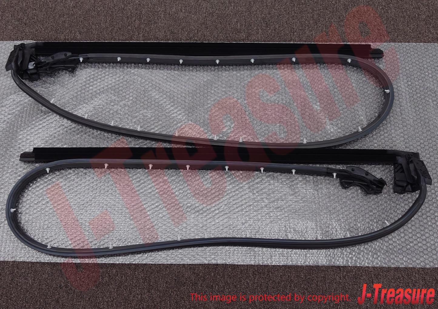 NISSAN GT-R R35 2009-2021 Genuine Front Door Weatherstrip RH & LH Set OEM