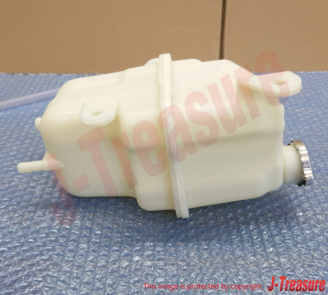 MITSUBISHI SPACE GEAR PA/PB#W 94-01 Genuine Radiator Condenser Tank MB924891 OEM