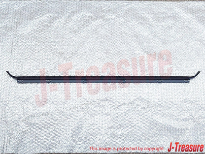 TOYOTA LAND CRUISER FJ40 81-83 Genuine Fr/Door Glass W/Strip Inner & Outer Set