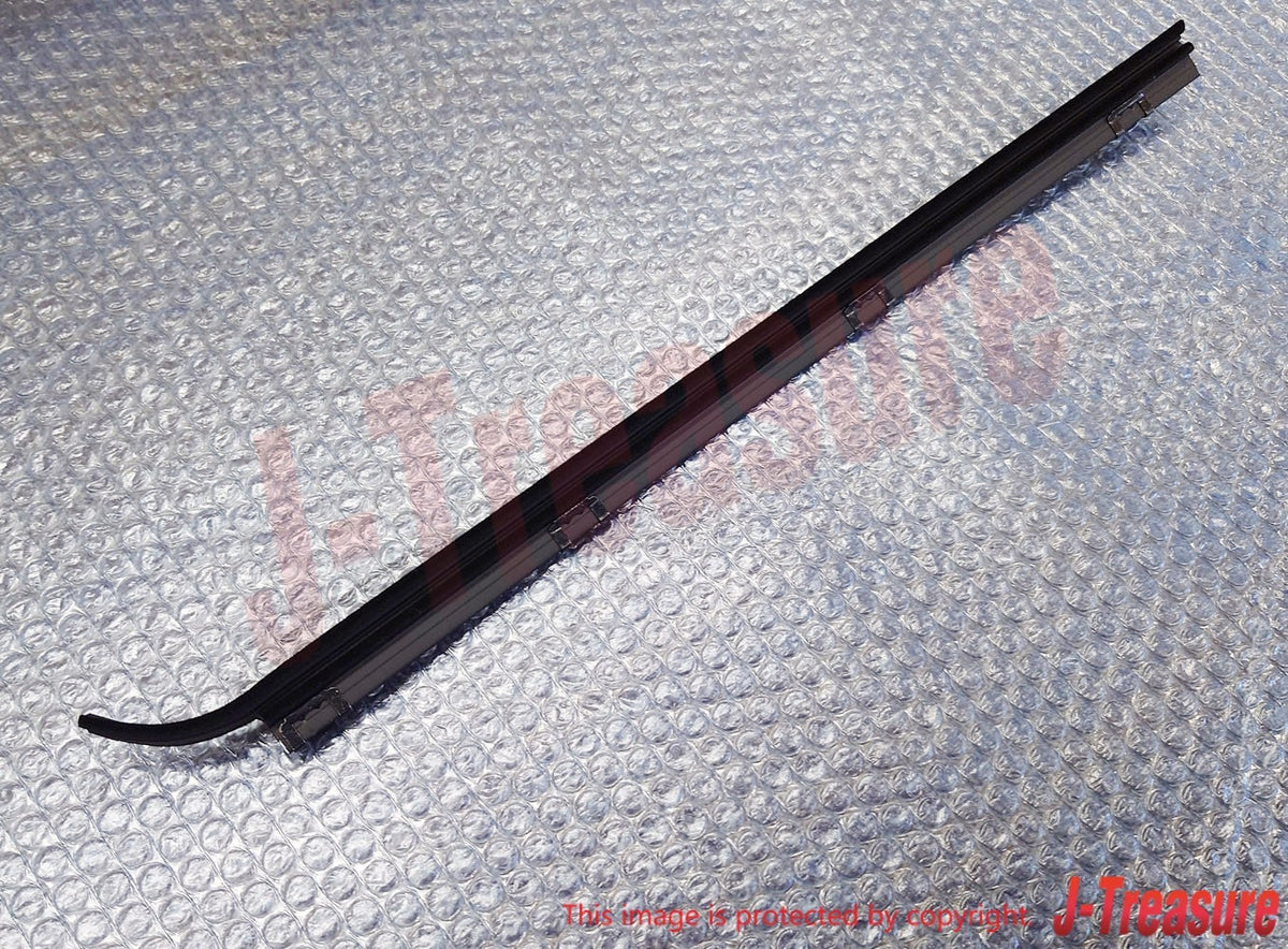 TOYOTA LAND CRUISER FJ40 '81-83 Genuine Fr/Door Glass W/strip In Out R & L Set