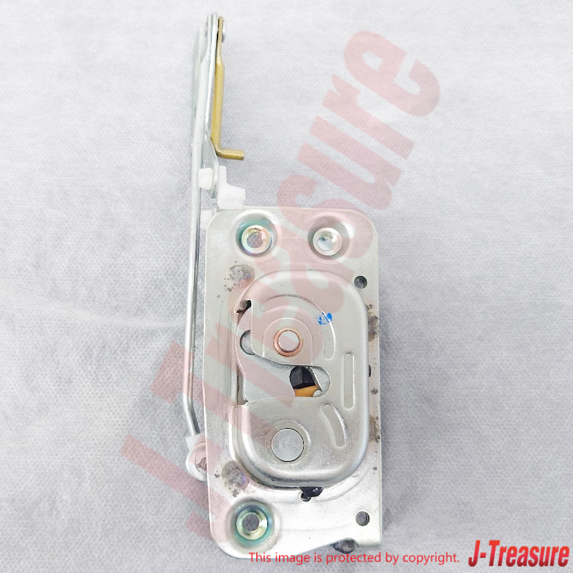 TOYOTA LAND CRUISER BJ40 FJ40 FJ45 HJ47 Genuine Front Door Lock Latch Right OEM