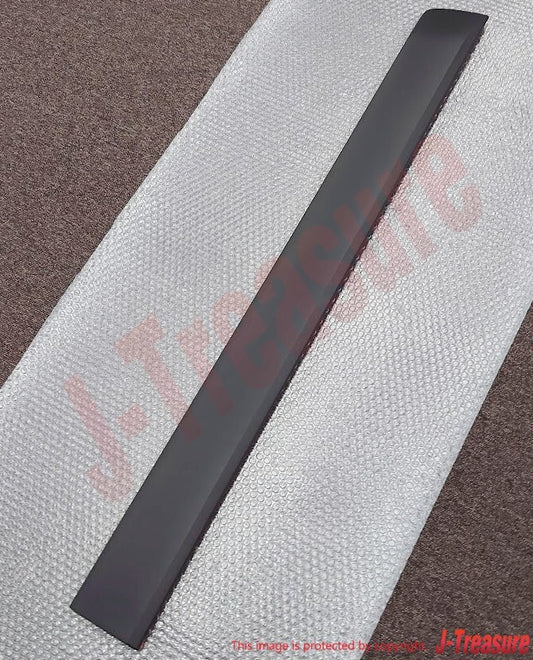 TOYOTA FJ CRUISER GSJ10 07-14 Genuine Front Door Outside Moulding Sub-Assy LH