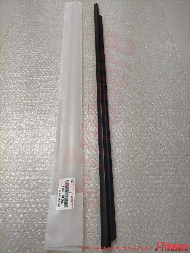 TOYOTA ALTEZZA IS300 GXE10 JCE10 Genuine Front Rear Door Belt Molding 4 Set OEM