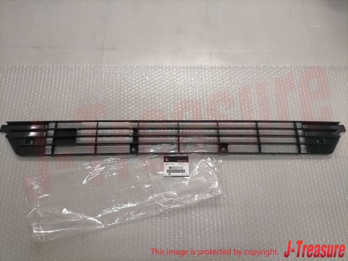 MITSUBISHI MONTERO PAJERO V43W 1995-2000 Genuine FR Under Grille MB932310 OEM