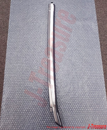 TOYOTA LEVIN TRUENO AE86 Genuine Windowshield Outside Molding Upper RH LH OEM