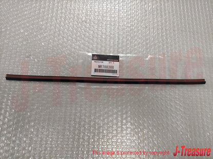 MITSUBISHI LANCER EVO5 6 CP9A Genuine  Black Pad MR788384 MR788388 4pcs Set OEM