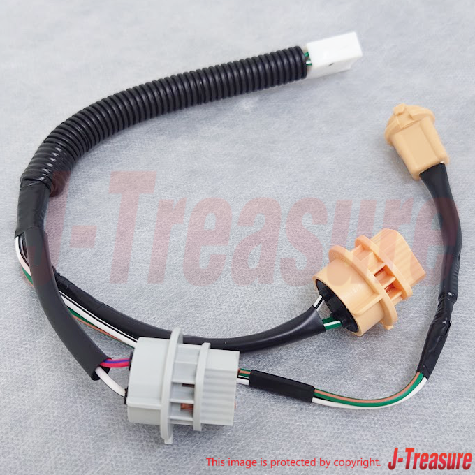 LEXUS LS430 UCF30 01-04 Genuine Rear Lamp Socket And Wire 81585-50110 R & L Set