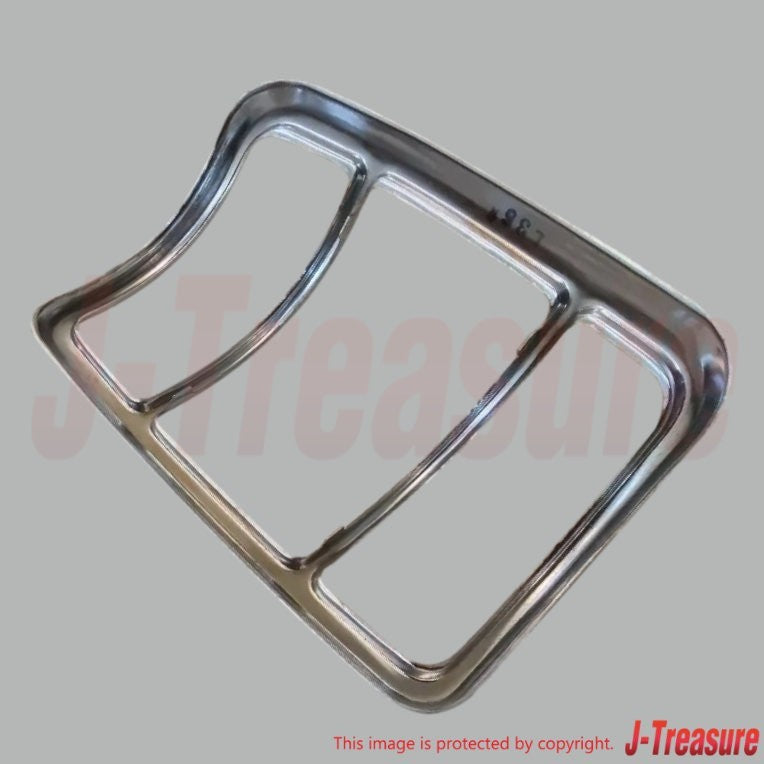 DATSUN 1200 NISSAN SUNNY TRUCK B120 Genuine Combination Lamp Rim RH & LH Set OEM