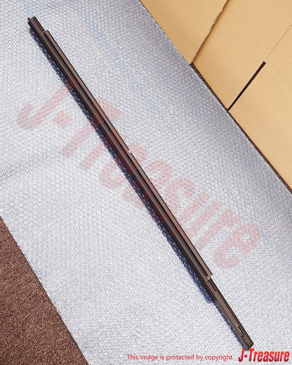 MITSUBISHI OUTLANDER CW#W 07-13 Genuine Front Door Window Belt Line Moulding LH