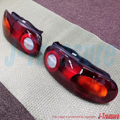 MAZDA MX-5 MIATA NA 90-97 Genuine Rear Combination Lens & Body RH & LH Set OEM