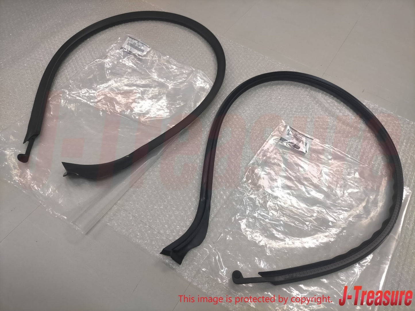 MAZDA RX-7 RX7 FD3S 93-95 Genuine Front Door Glass Weatherstrip RH & LH Set OEM