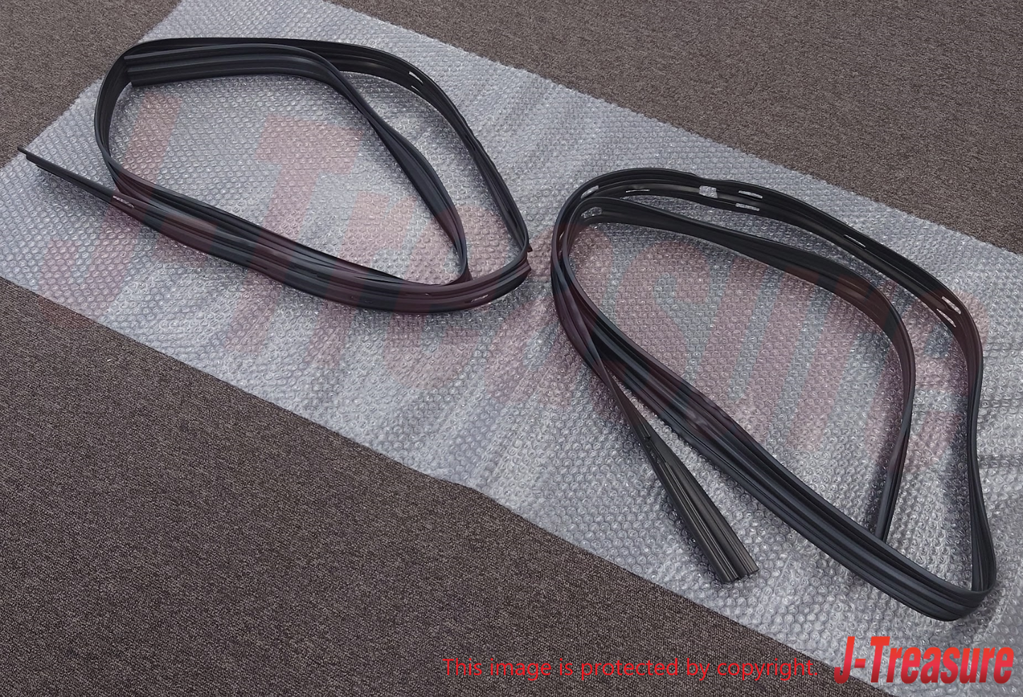 MITSUBISHI DELICA P0#W Genuine Rear Door Window Glass Runchannel RH & LH Set OEM