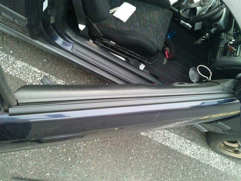 HONDA CIVIC EK# 96-00 Genuine Door Window Weather Molding RH 72410-S03-003 OEM