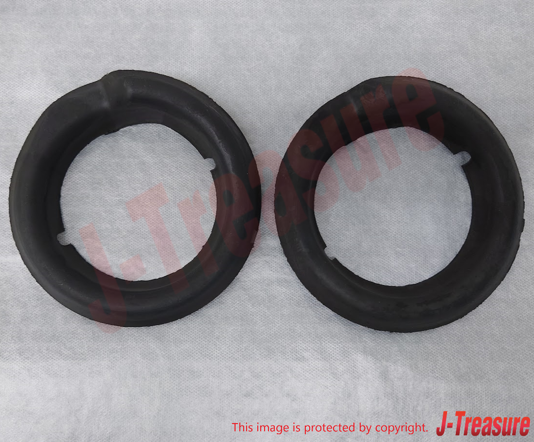 TOYOTA LEVIN TRUENO AE86 Genuine Rear Spring Insulator Lower Set 48258-12010 OEM