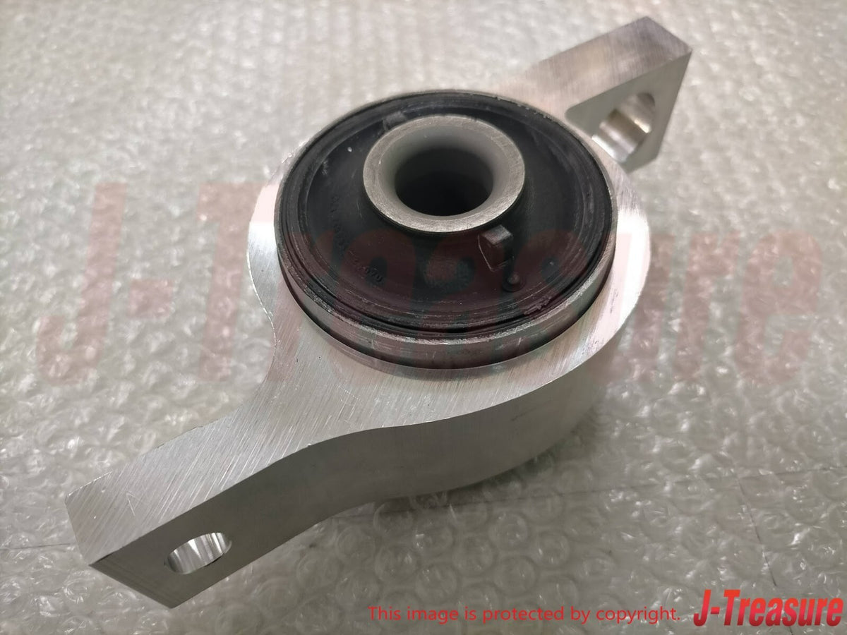 TOYOTA LEXUS GS F 16-20 RC F 15-21 Genuine Lower Control Arm Bushing RH & LH OEM