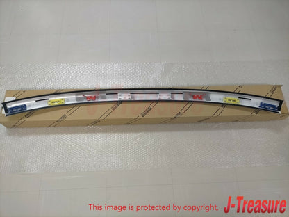 TOYOTA FJ CRUISER 2007-2014 Genuine Front Upper Outside Windshield Molding OEM