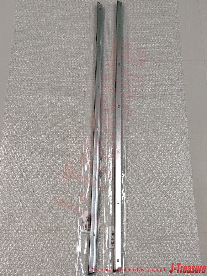 TOYOTA LEVIN TRUENO AE86 Genuine Front Door Glass Inner Weather Strip Set OEM