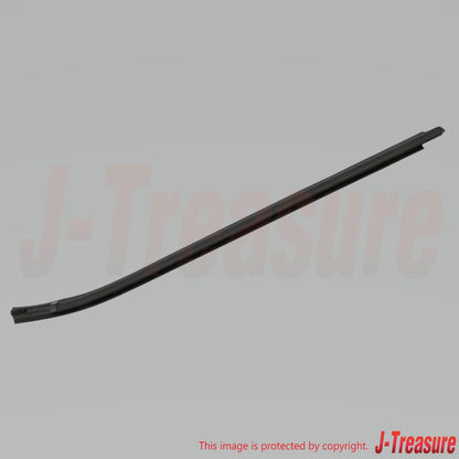 TOYOTA HILUX GGN25 Genuine Rear Door Glass Weatherstrip Outer RH & LH Set OEM