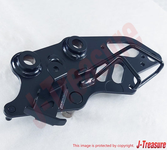 KAWASAKI VULCAN S EN650 2015-2025 Genuine Step Holder RH 34003-0156 OEM