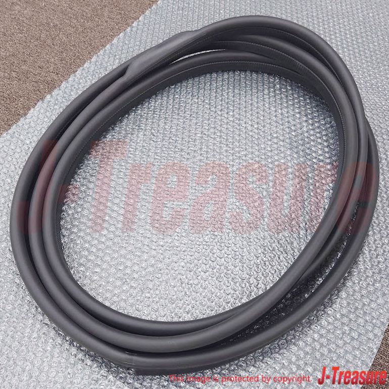 TOYOTA LAND CRUISER FZJ80 Genuine Back Door Weatherstrip 67881-60021 OEM