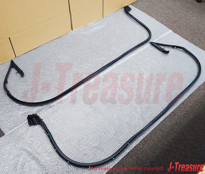 NISSAN SKYLINE GT-R BNR32 89-94 Genuine Front Door Weather Strip RH & LH set RHD