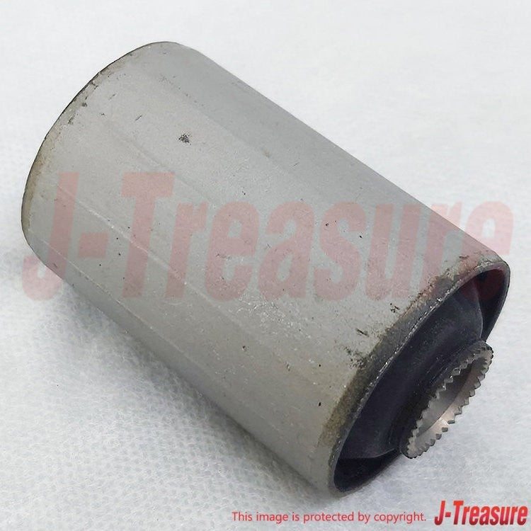 TOYOTA HIACE KDH200 Genuine Bush For Rear Spring Leaf NO.2 90389-14060 OEM