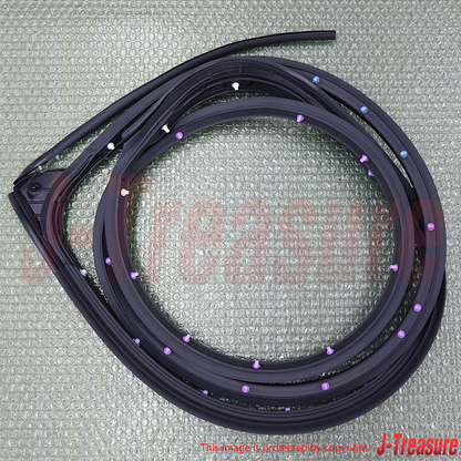 MITSUBISHI LANCER EVO 10 08-15 Genuine RR Door Opening Otr Weatherstrip RH OEM