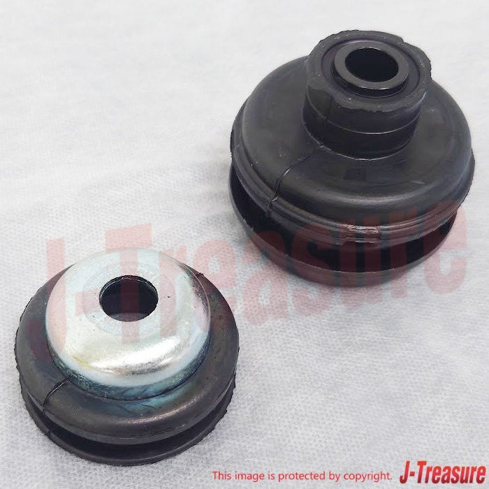 NISSAN PATROL SAFARI Y61 Genuine BODY MOUNTING INSULATOR 1ST & BOLT x2 Set OEM