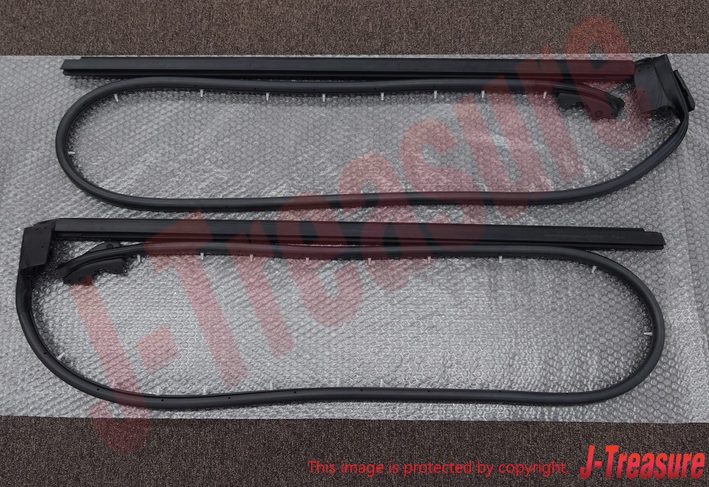 NISSAN GT-R R35 2009-2021 Genuine Front Door Weatherstrip RH & LH Set OEM