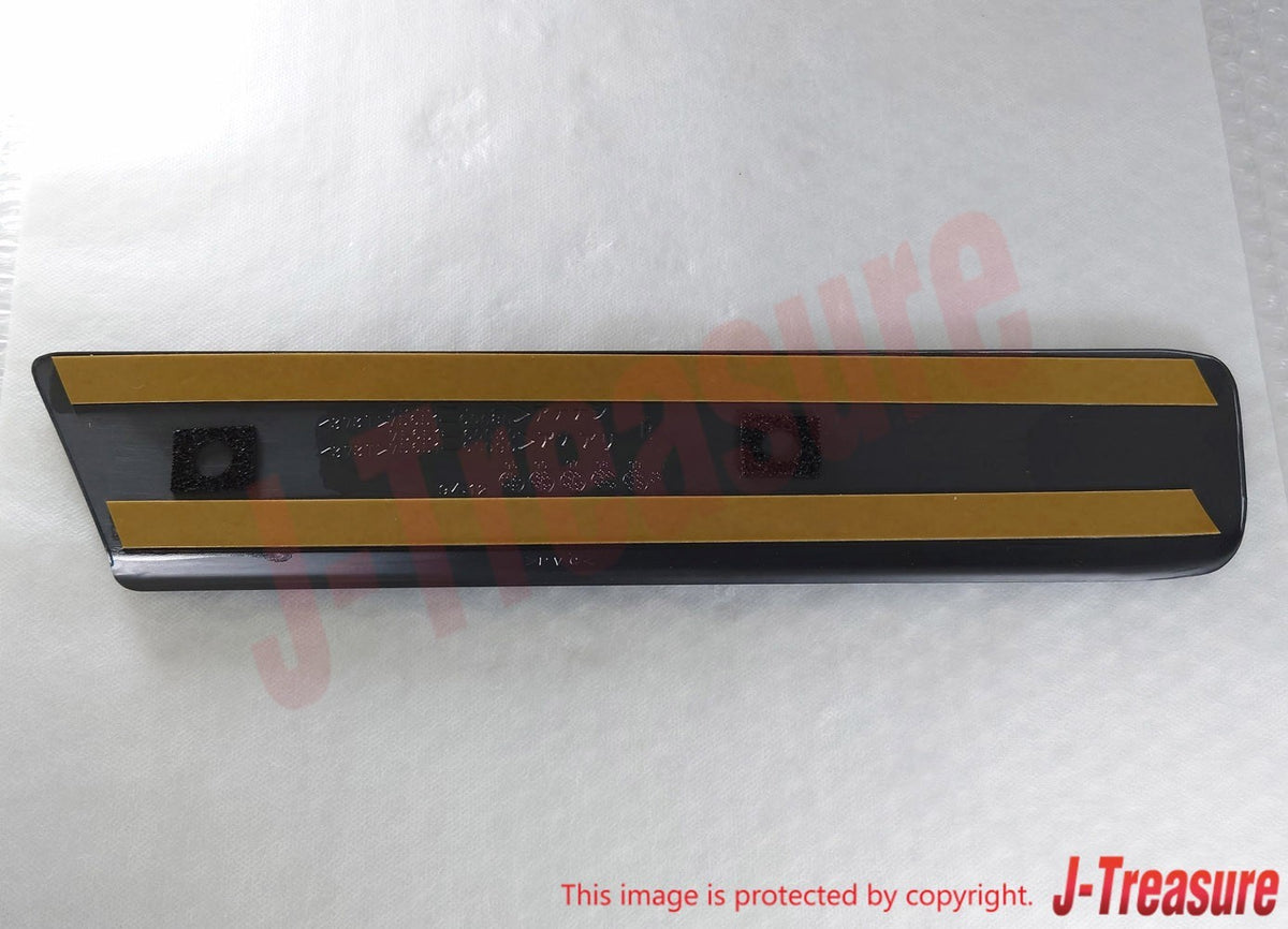 TOYOTA LAND CRUISER FZJ80 '95-04 Genuine Quarter Outside Moulding RH OEM