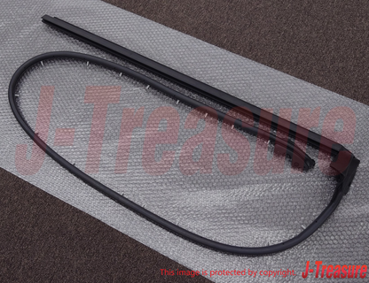 NISSAN GT-R R35 2009-2021 Genuine Front Door Weatherstrip RH & LH Set OEM