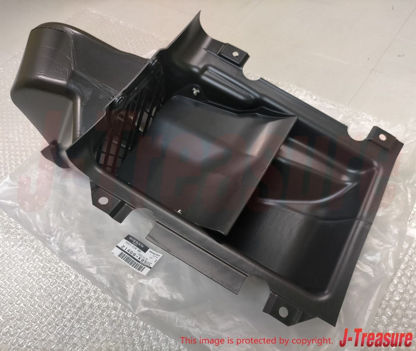 NISSAN GT-R R35 2011-2016 Genuine Intake Air Duct RH 21468-KB50C OEM