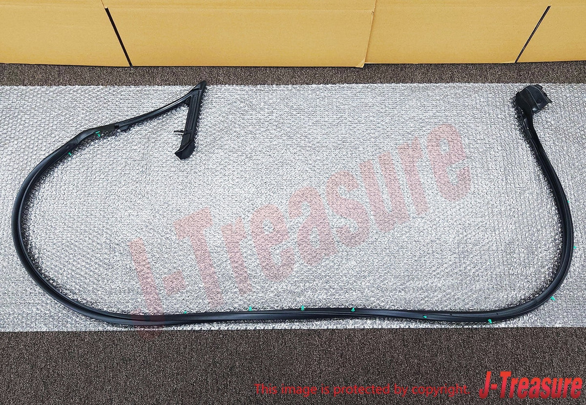 NISSAN SKYLINE GT-R BNR32 89-94 Genuine Front Door Weather Strip LH OEM RHD