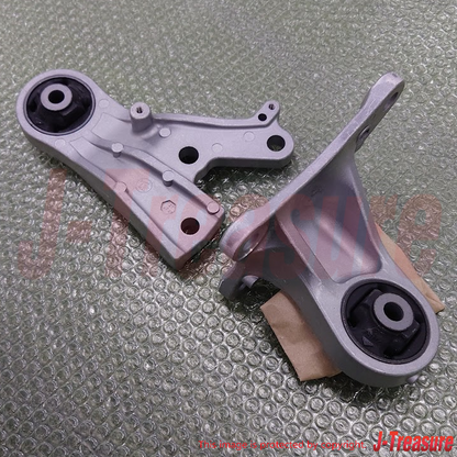 MITSUBISHI OUTLANDER GG2W 2018-2022 Genuine Rear Differential Mount RH & LH set