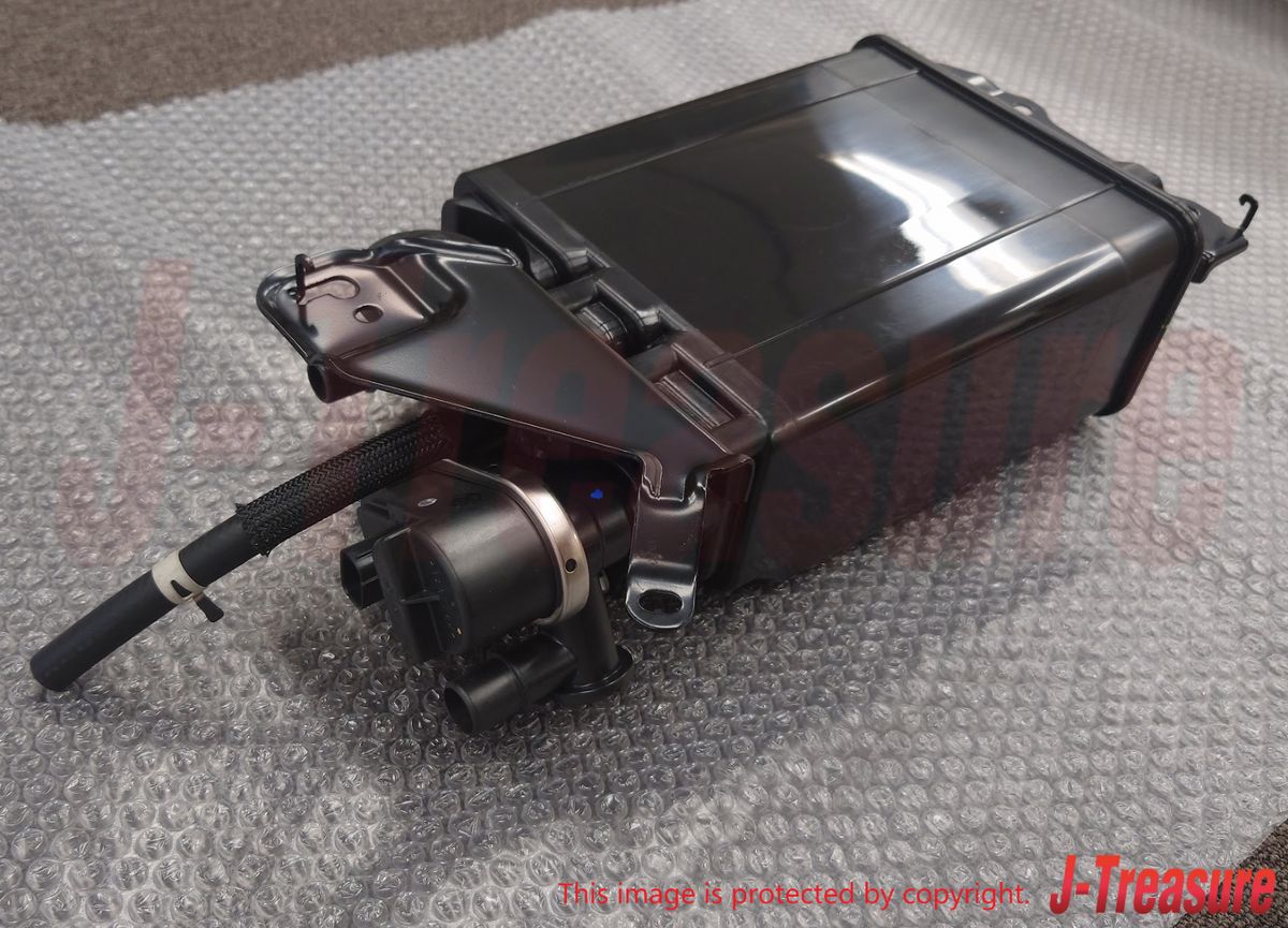 TOYOTA FJ CRUISER GSJ15 2011-2012 Genuine Charcoal Canister Assy 77740-35531 OEM