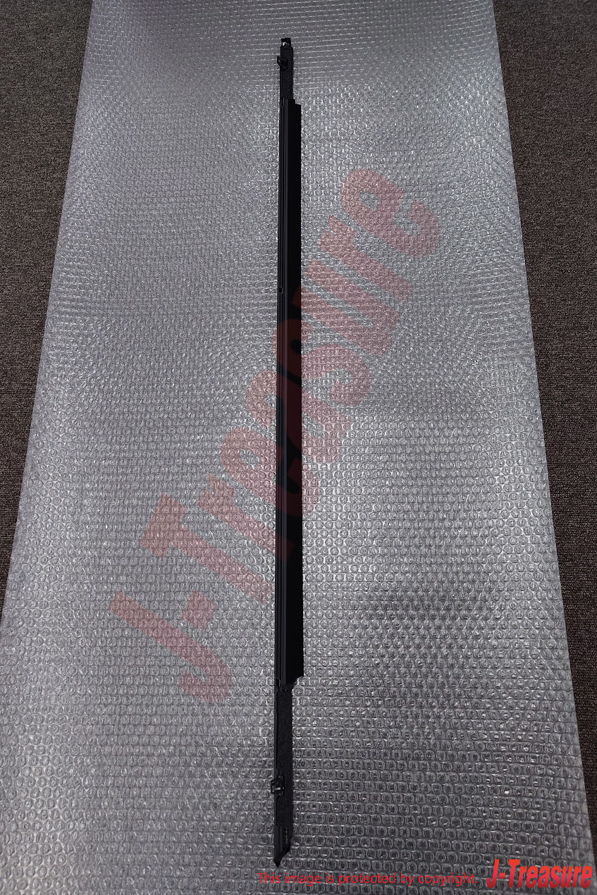 MAZDA CX-5 KF2P KF5P 17-23 Genuine left Belt Molding Window Trim KB7W-50-650C