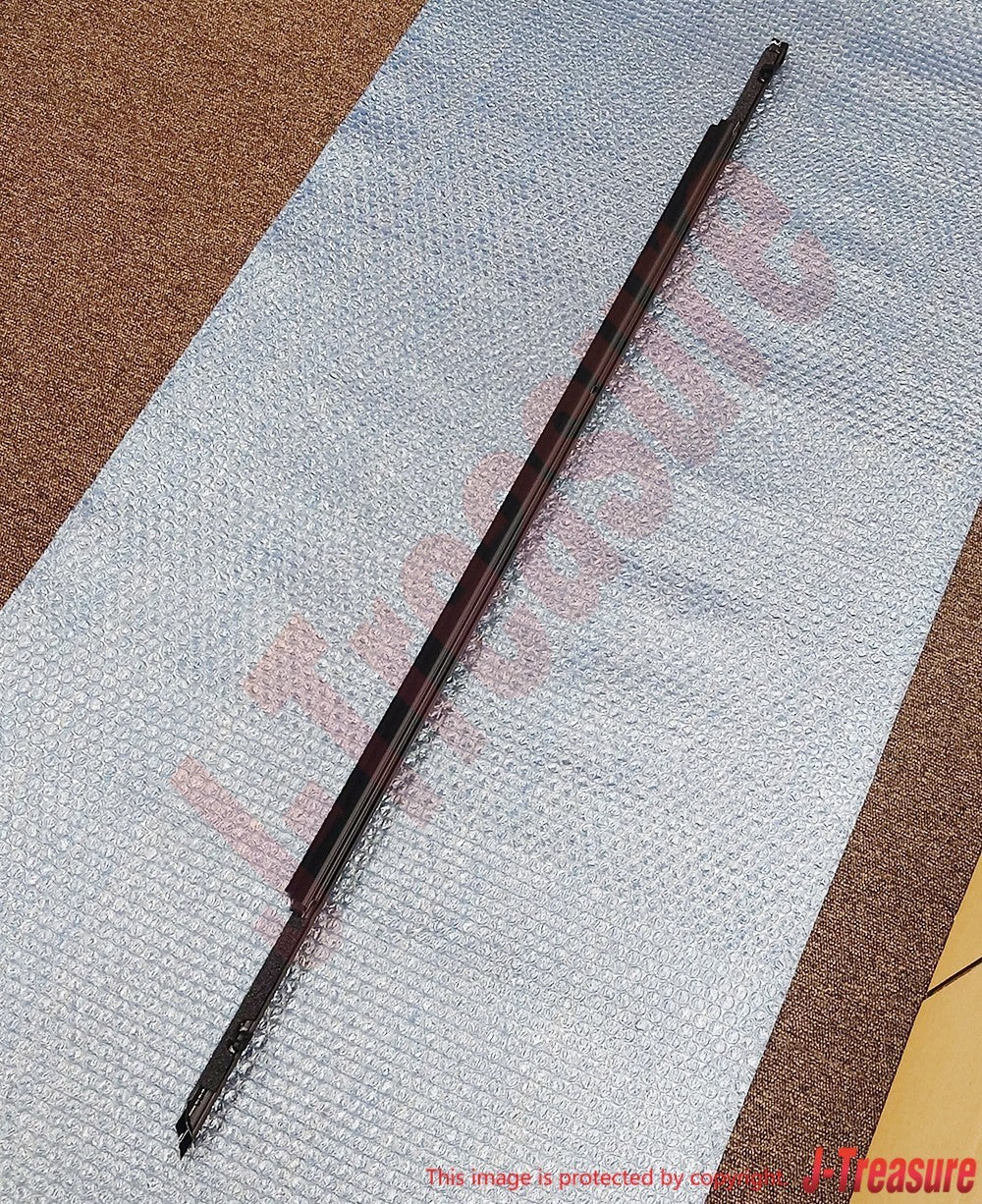 MAZDA CX-5 KF2P KF5P 17-23 Genuine Right Belt Molding Window Trim KB7W-50-640C