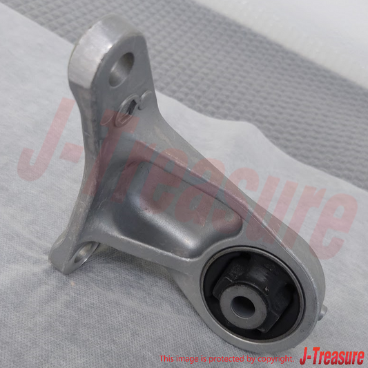 MITSUBISHI OUTLANDER GG2W 18-22 Genuine Rear Differential Mount LH 3517A100 OEM
