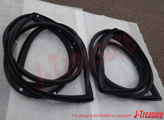 TOYOTA LAND CRUISER KZJ78 Genuine Rear Door Weatherstrip Right & Left set OEM