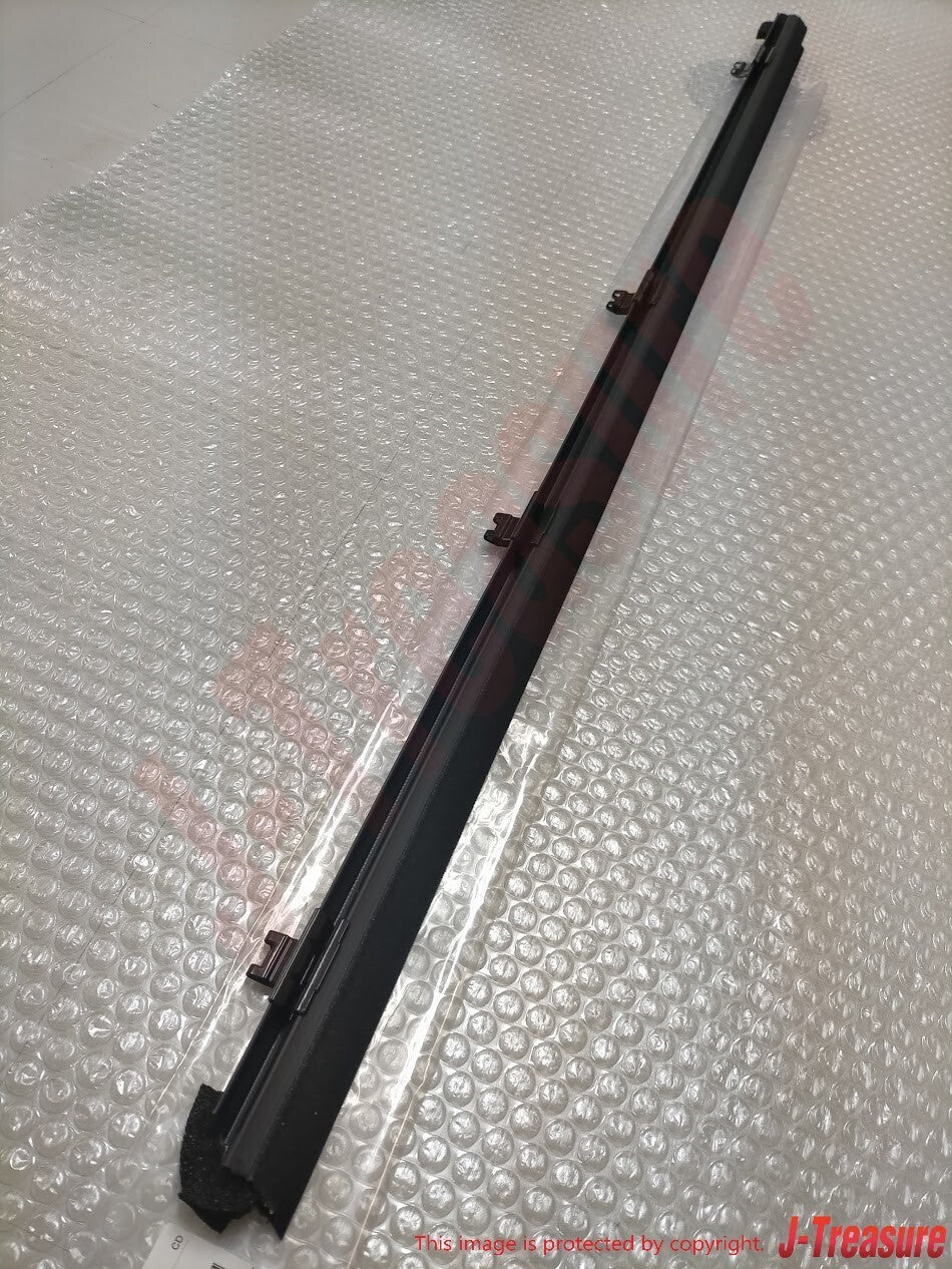 TOYOTA 4RUNNER 10-22 Genuine Front Door Glass Inner Weatherstrip LH 68172-60080