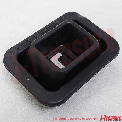 MITSUBISHI LANCER Evo 4-9 CP CT 96-06 Genuine Clutch Release Fork Boot MD747413