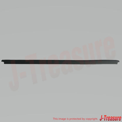 TOYOTA HILUX GGN25 Genuine Fr/Door Glass Weatherstrip Outer RH & LH Set OEM
