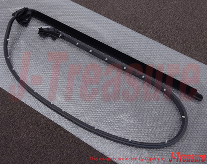 NISSAN GT-R R35 2009-2021 Genuine Front Door Weatherstrip RH & LH Set OEM
