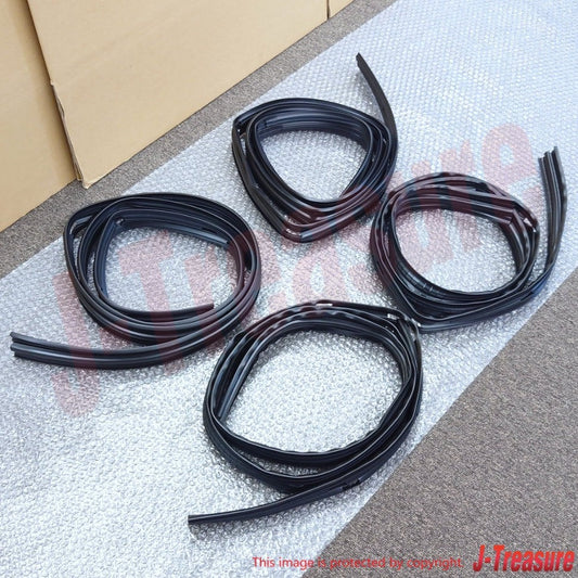 TOYOTA LAND CRUISER BJ75 '85-89 Genuine Side & Quarter Window Run RH & LH Set