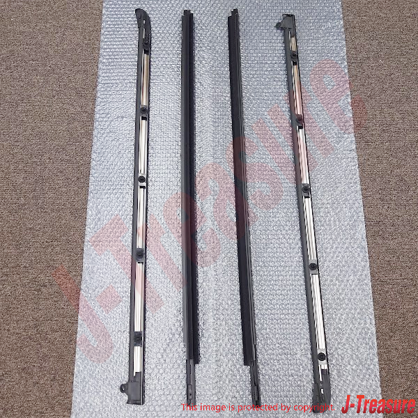 TOYOTA LAND CRUISER PRADO GRJ125 Genuine F/Door & Quarter Belt Moulding RH & LH